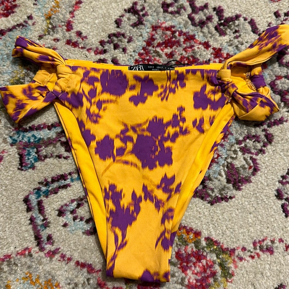Zara bikini bottoms NWT
